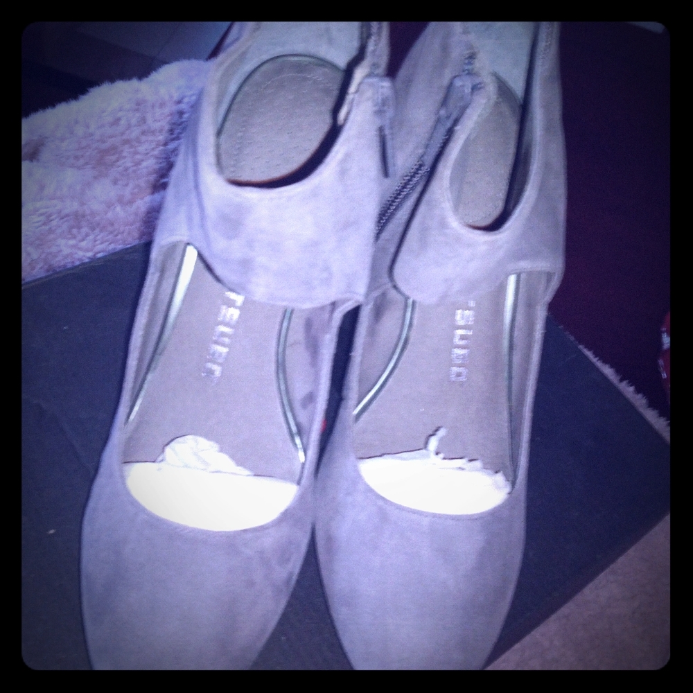 Women's Shoes